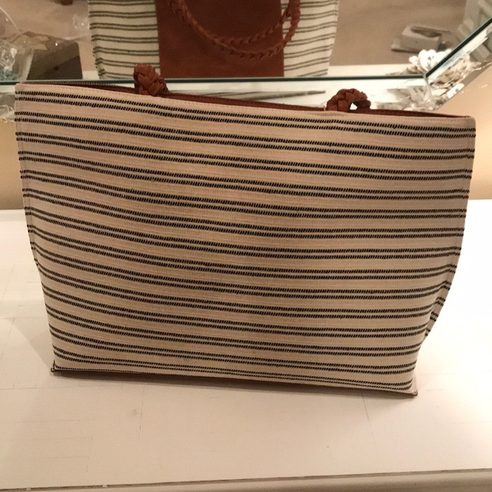 Canvas Tote Black/Tan 👜